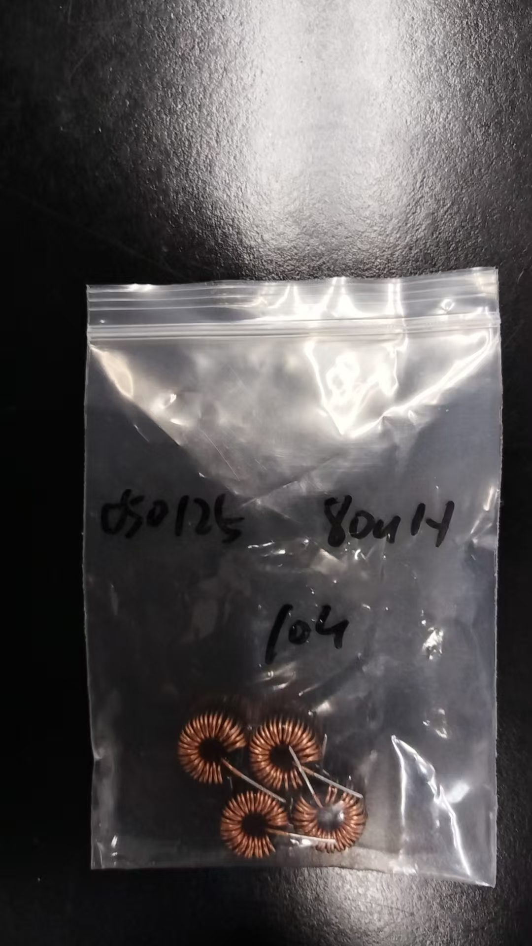 铁芯环形电感 ~80μH
